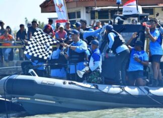 Kopaska TNI AL Gelar Naval Events Fin Swimming Selat Madura Piala Kasal 2025