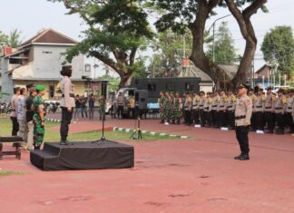 Polres Bantul Gelar Apel Akbar dan Bhakti Sosial Mitra Kamtibmas TNI-Polri