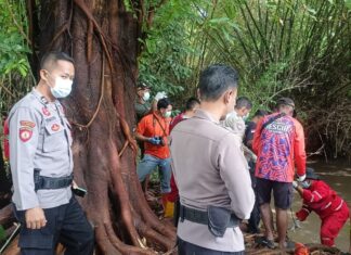 Mayat Pria Ditemukan Tewas Tersangkut Pohon Bambu Kali Winongo