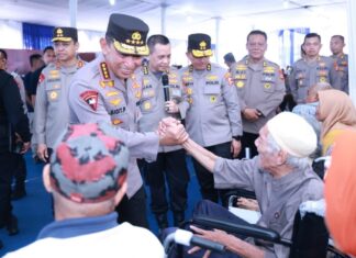 Kapolri Tinjau Bakti Kesehatan dan Bakti Sosial Polda DIY