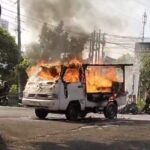 Mobil Penjual Tahu Bulat di Yogya Terbakar