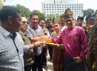 Suparman Tantang Iwan Pansa Duel di Hadapan LAMR, Perselisihan Masuk Ranah Adat