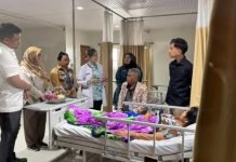 Gibran Bawa dokter Pribadi Kunjungi Korban Keracunan di Karo, Tawarkan Opsi Perawatan di Jakarta atau Medan