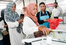 Warga Antusias Kumpulkan Minyak Jelantah Lewat Koperasi Desa Merah Putih